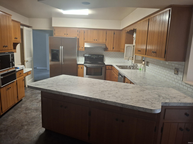 Listing Image 18