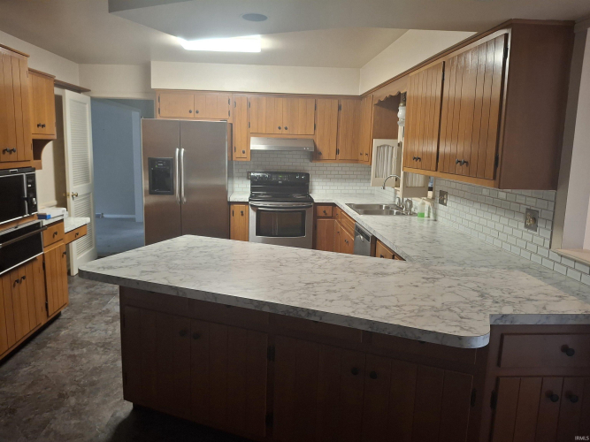 Listing Image 19