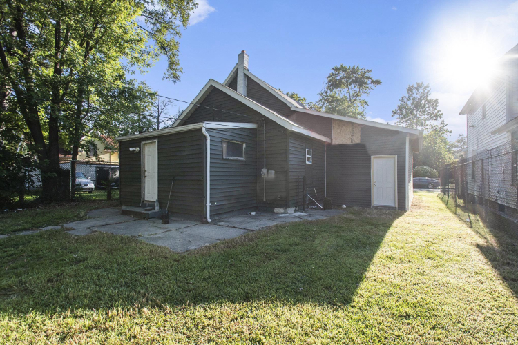 Listing Image 20