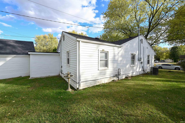 Listing Image 25