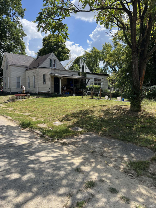 Listing Image 3