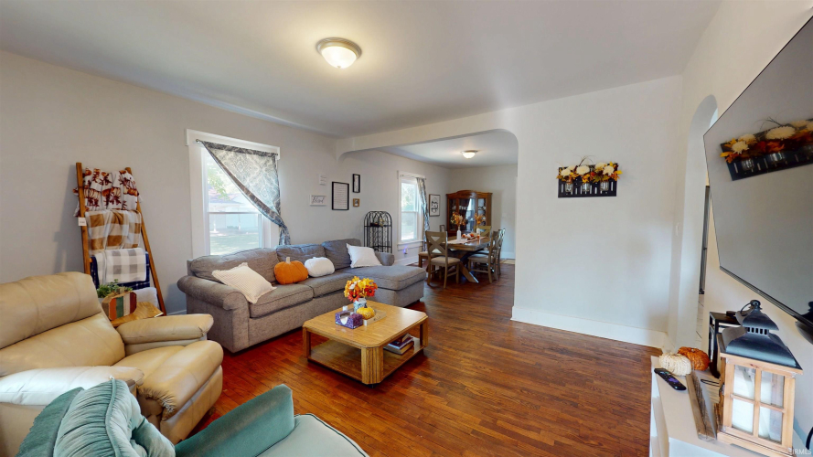 Listing Image 14