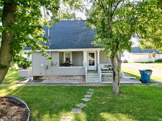 Listing Image 3