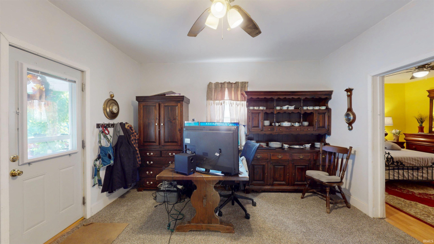 Listing Image 15