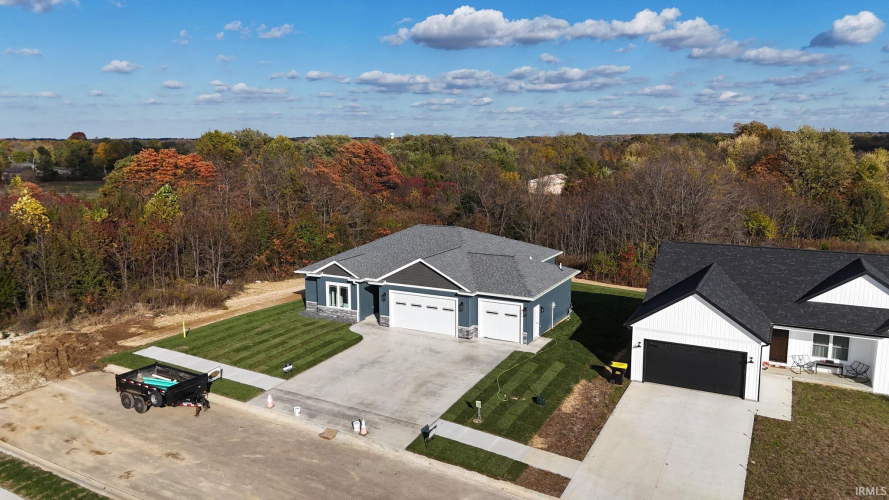 Listing Image 9