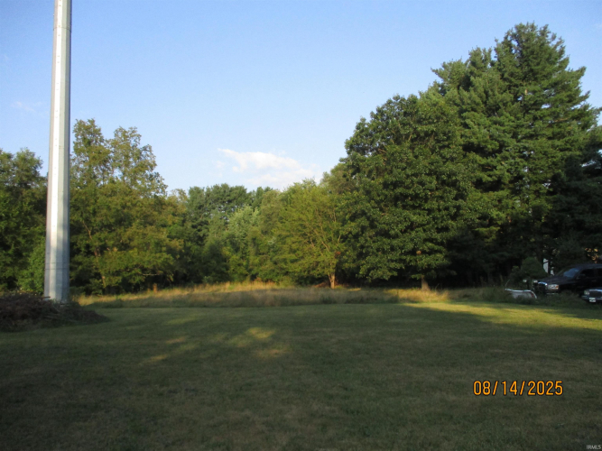 Listing Image 16