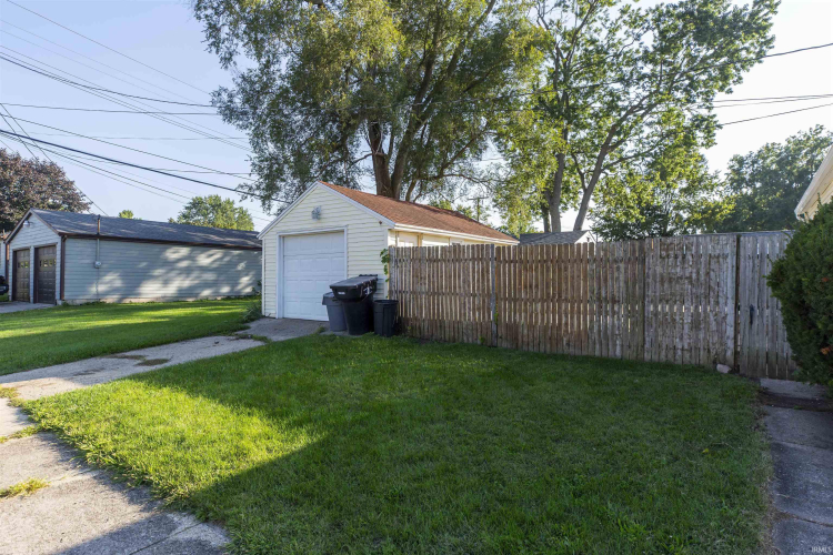 Listing Image 33