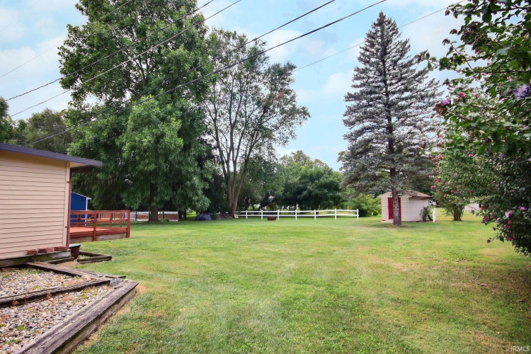 Listing Image 17