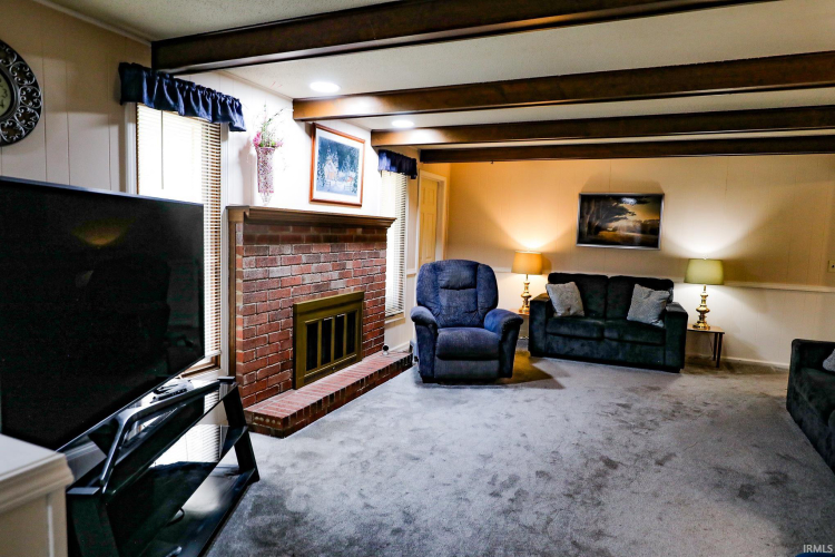 Listing Image 33