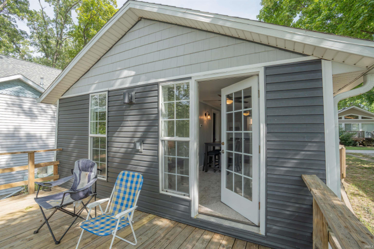 Listing Image 16