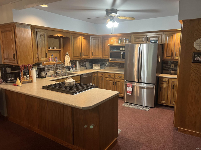 Listing Image 19