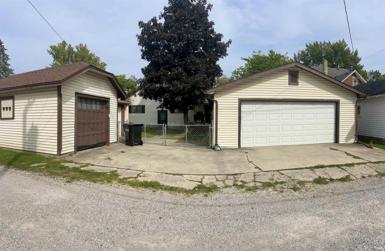 Listing Image 29