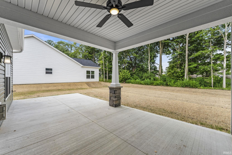 Listing Image 33