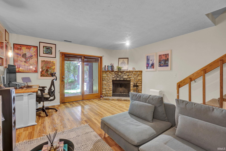 Listing Image 21