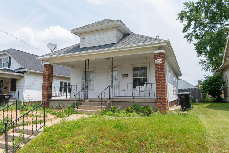 Listing Image 3