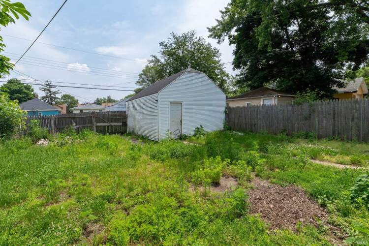 Listing Image 27