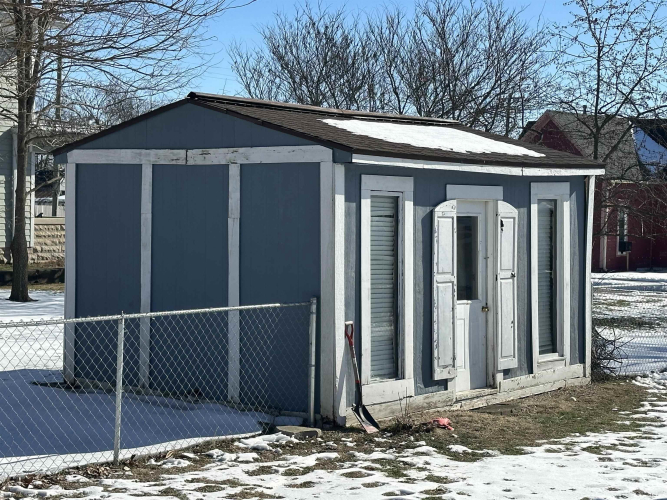 Listing Image 13