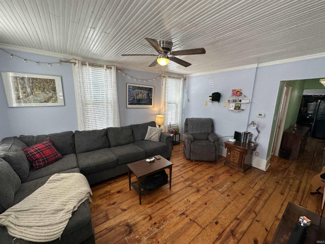 Listing Image 16