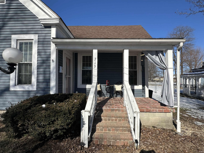 Listing Image 3