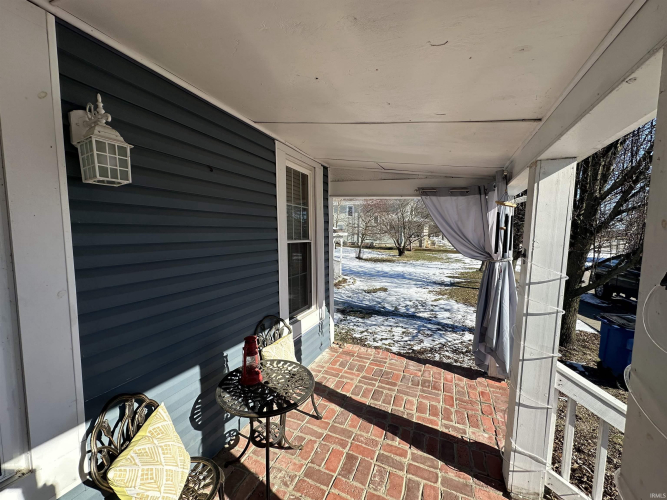 Listing Image 7