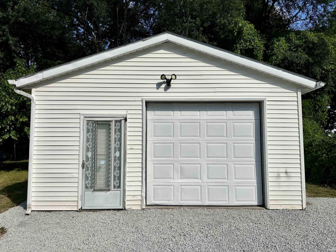 Listing Image 25