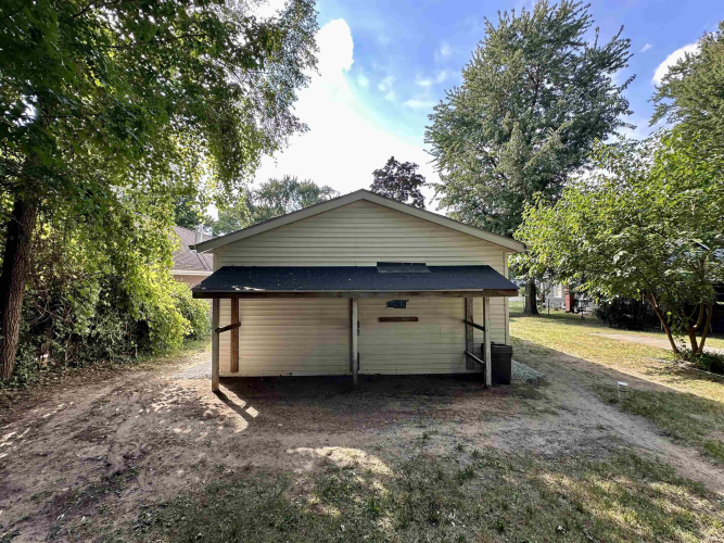 Listing Image 27