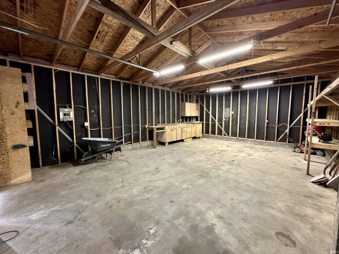 Listing Image 29