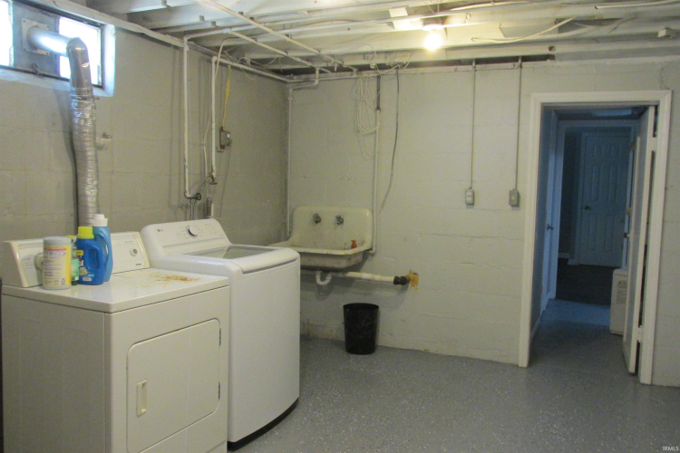 Listing Image 27