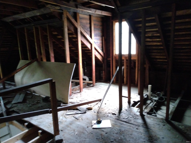 Listing Image 16