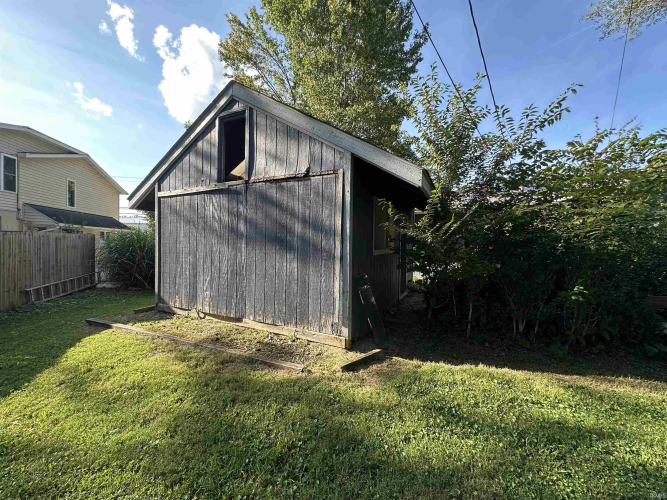Listing Image 14