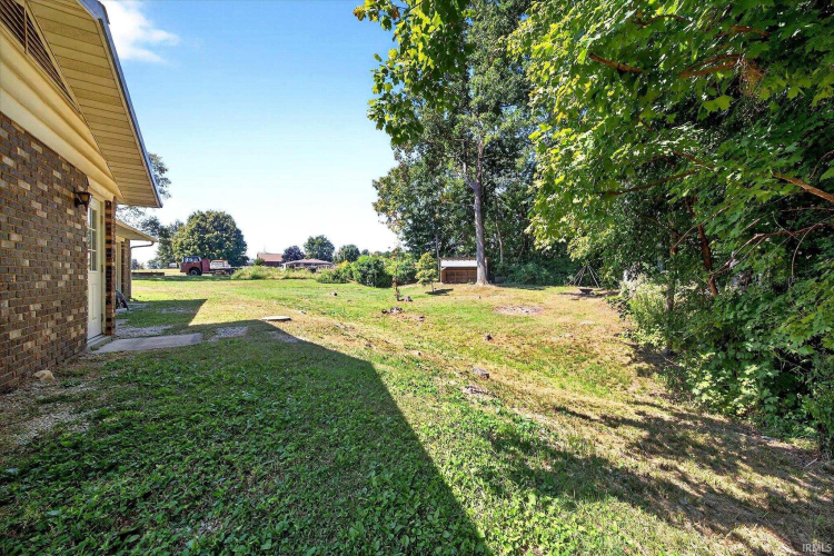 Listing Image 23