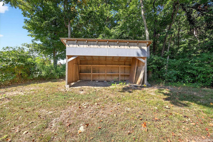 Listing Image 24
