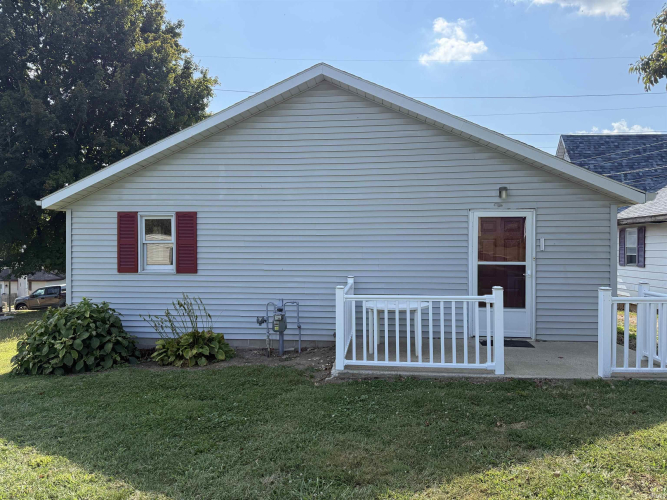 Listing Image 3