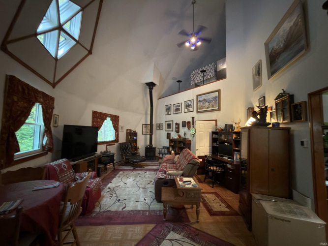 Listing Image 13