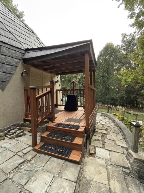 Listing Image 5
