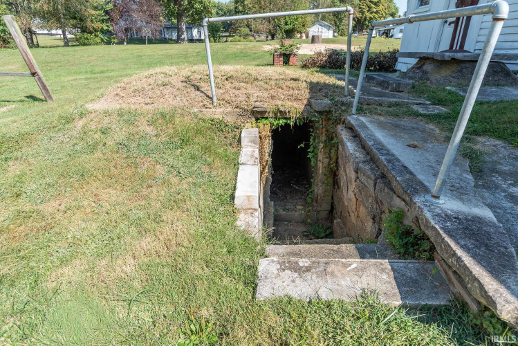Listing Image 23