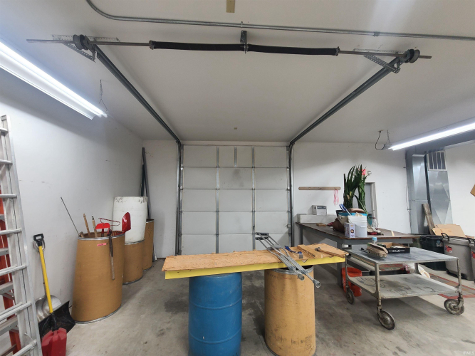 Listing Image 27