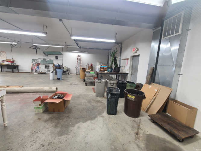 Listing Image 30