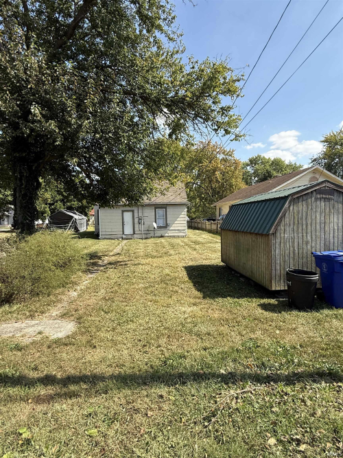 Listing Image 18