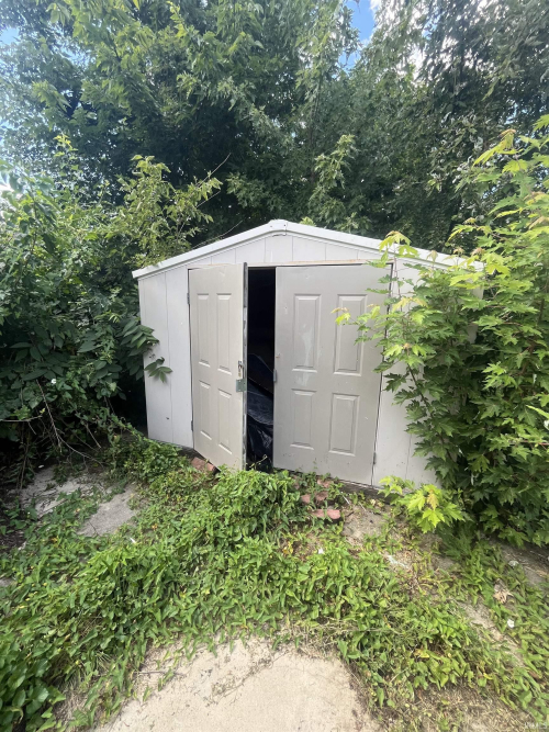 Listing Image 13
