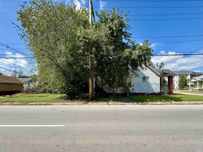 Listing Image 5