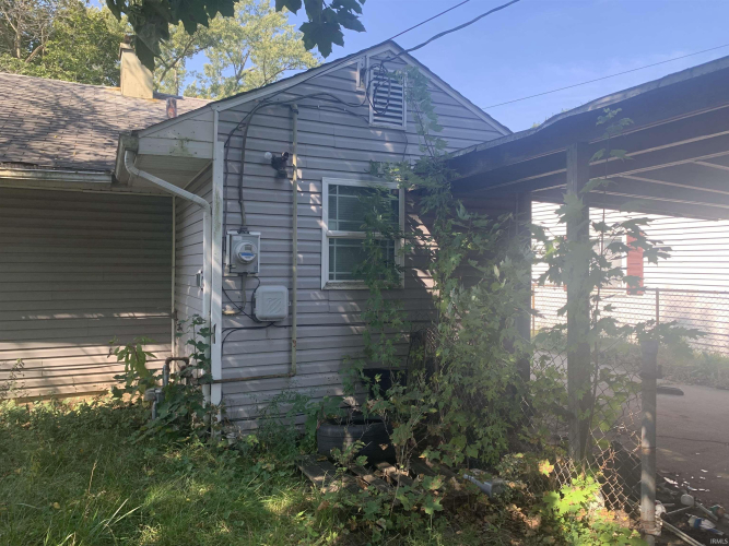 Listing Image 15