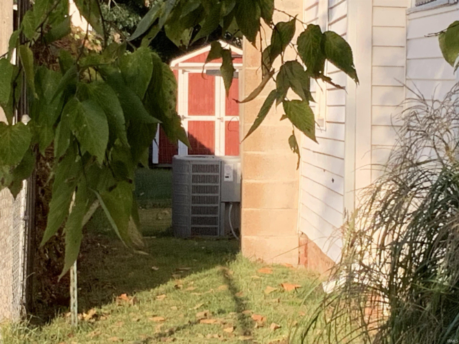 Listing Image 14