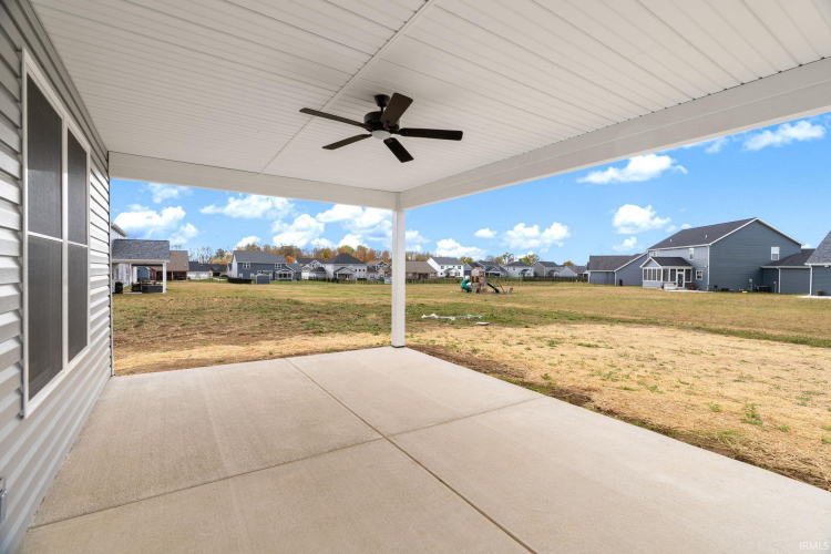 Listing Image 32