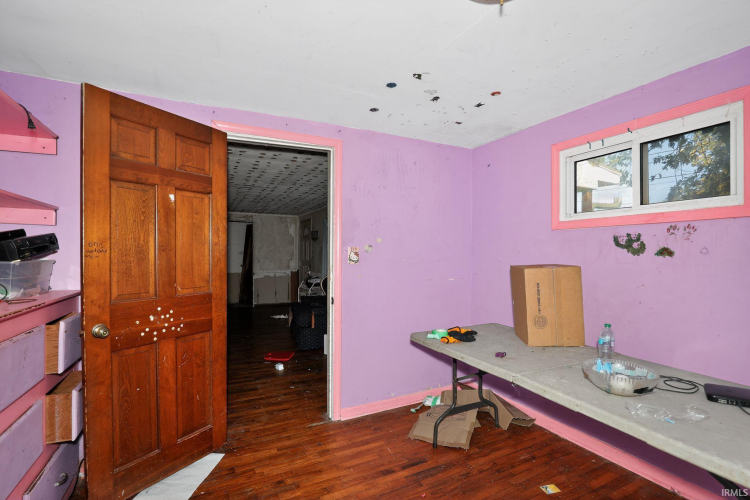 Listing Image 29