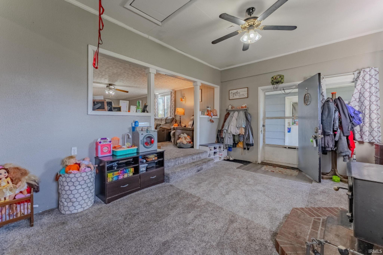 Listing Image 11