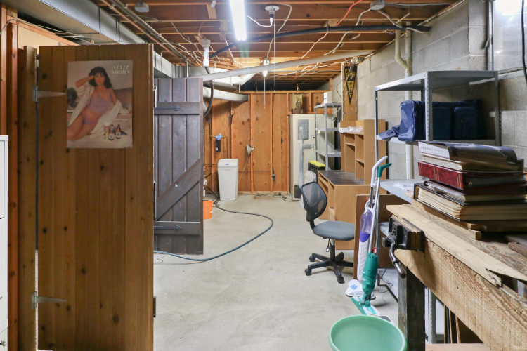 Listing Image 28