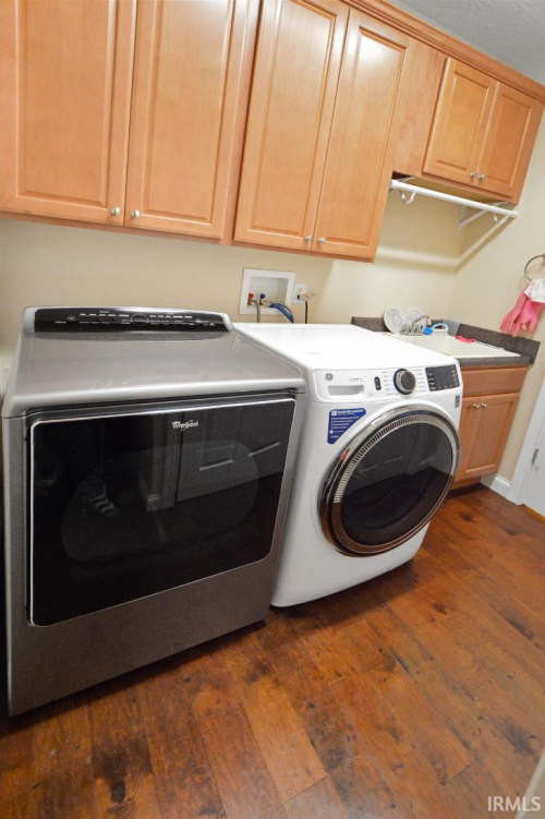 Listing Image 5