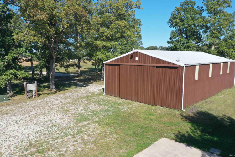 Listing Image 11