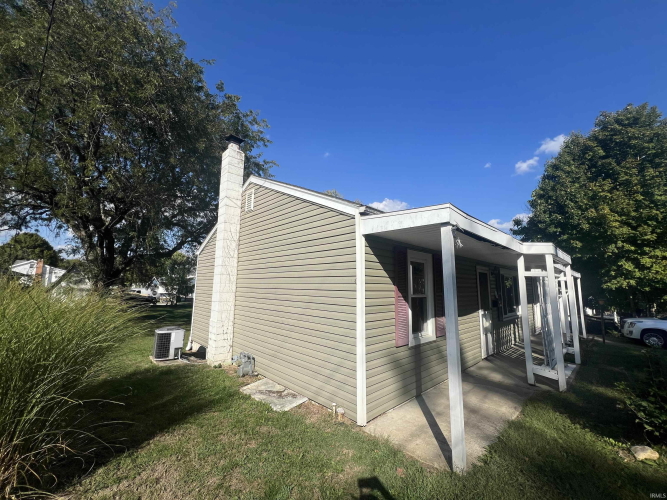 Listing Image 16